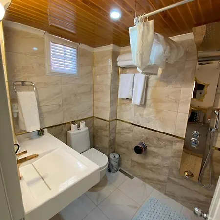 Otel Kadeer