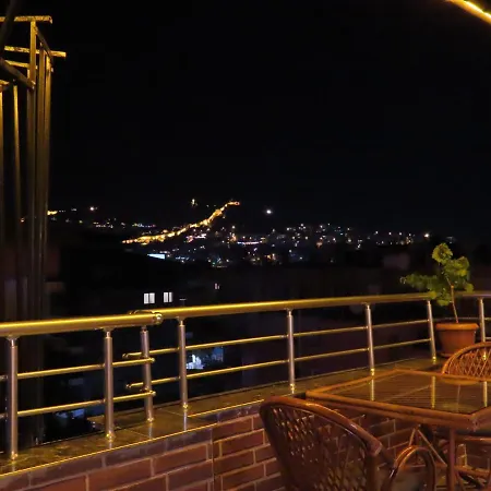 호텔 Kadeer *