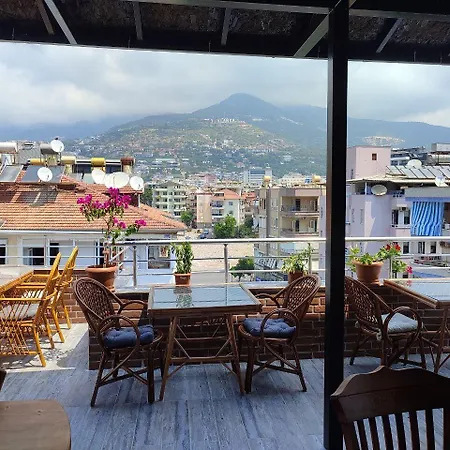 Kadeer Otel