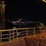 فندق Kadeer *