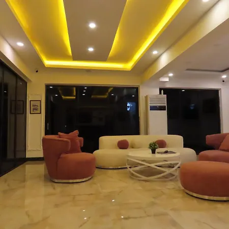 Kadeer * 阿拉尼亚